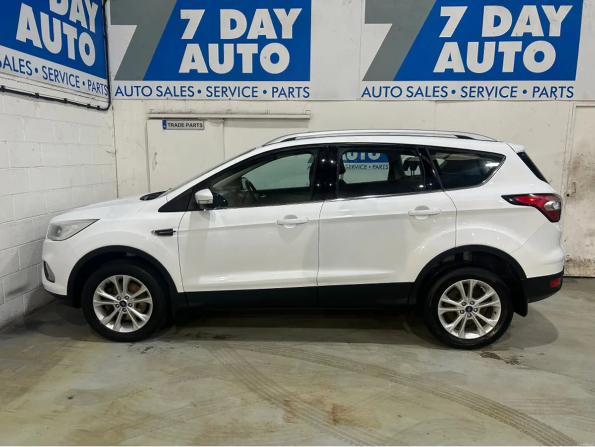 Ford Kuga TITANIUM 5 Seat 2.0 150PS AWD 6SPEED 4DR - Image 4