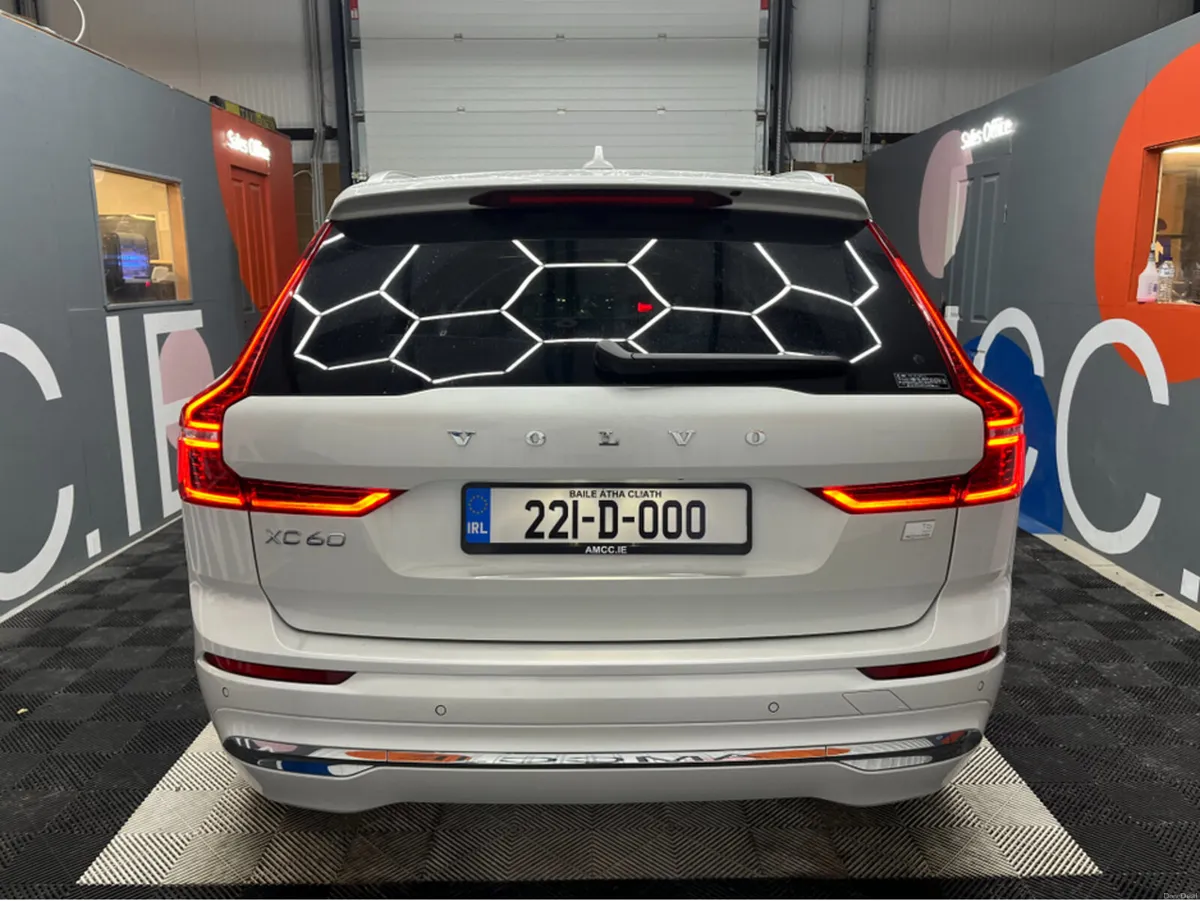 Volvo XC60 €42950 2022 VOLVO XC60 RECHARGE PLUG-IN - Image 3