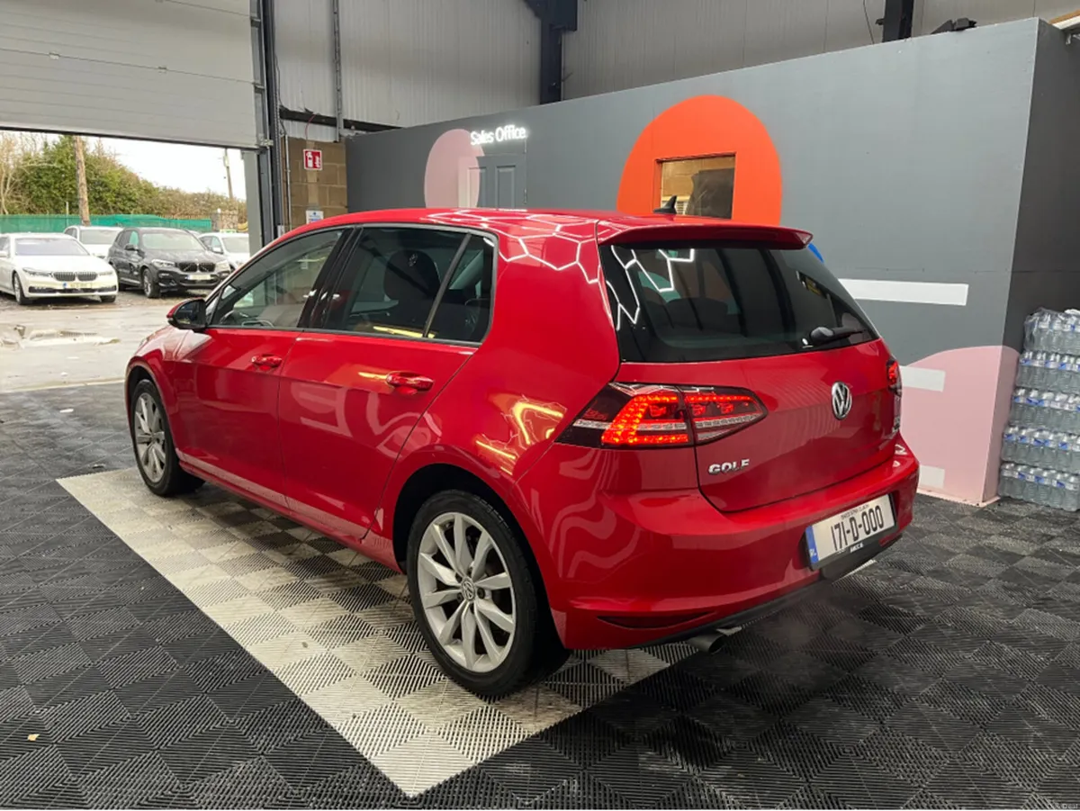 Volkswagen Golf 2017 VOLKSWAGEN GOLF TSI CONFORT L - Image 4