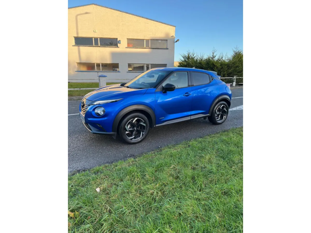 Nissan Juke 1.6 HYB SV PREMIUM MY23.5 4DR - Image 1