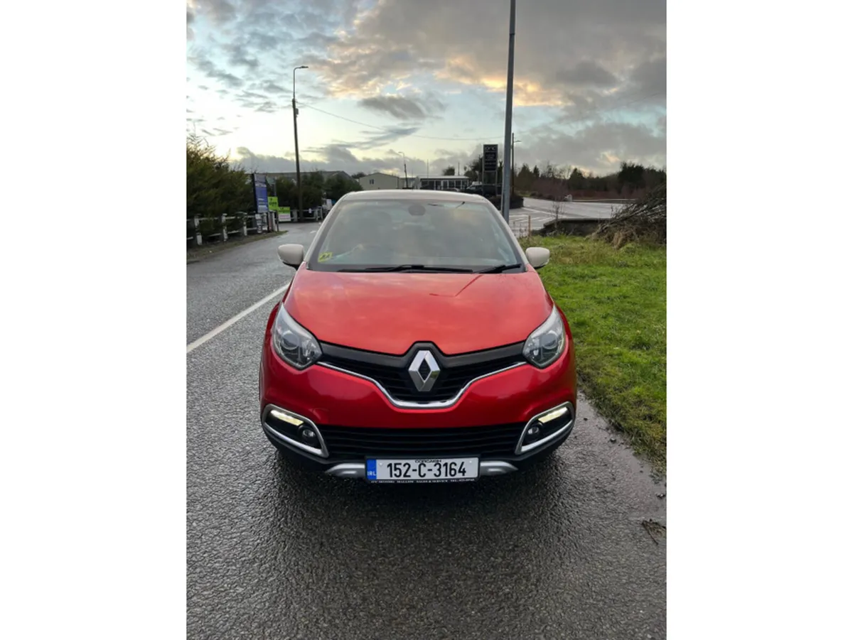 Renault Captur 20 R20 SIGNATURE TCE 90 2015 4DR - Image 2