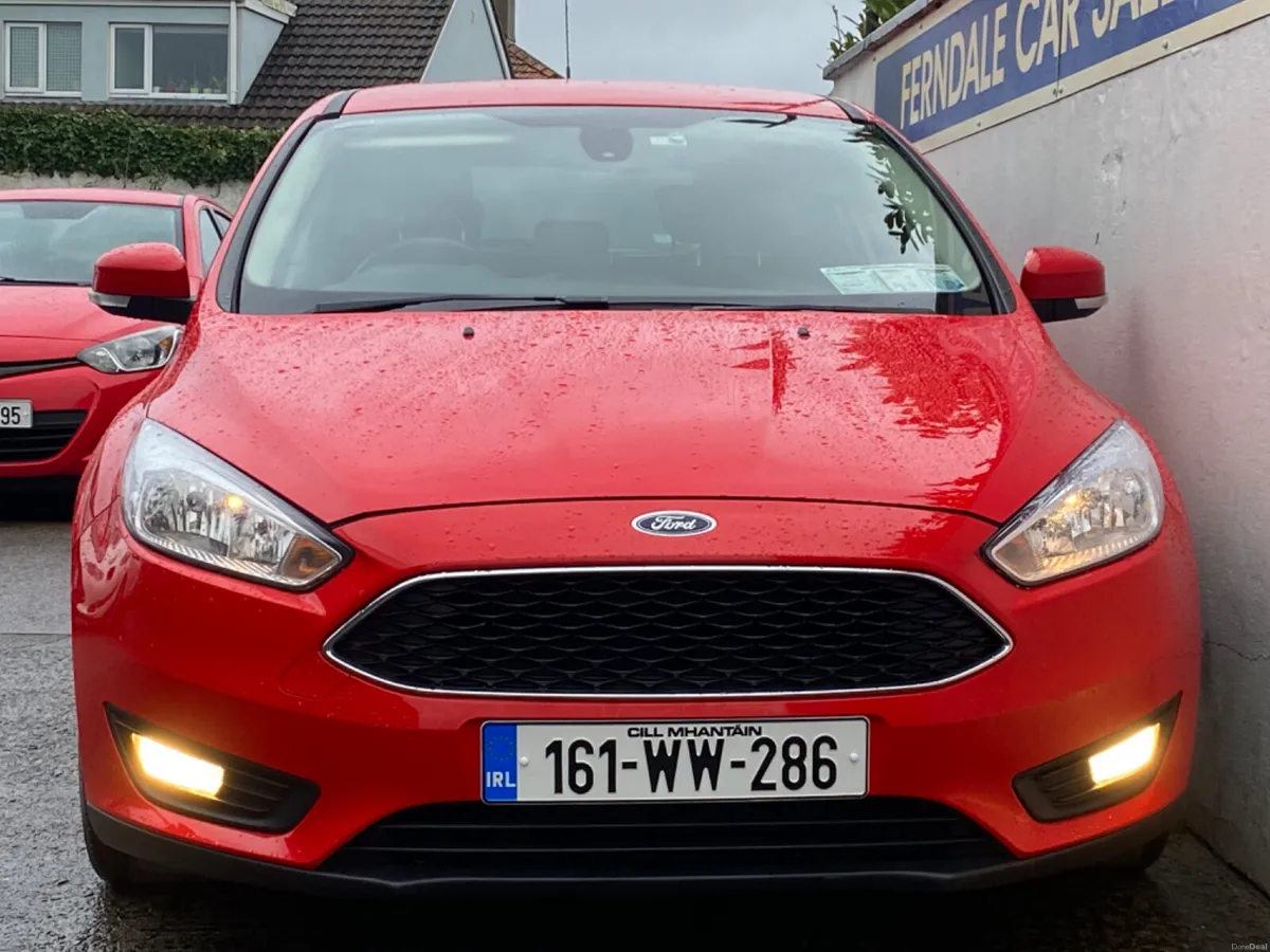 Ford Focus 1.5 Tdci Style Edition 5 dr Hatch - Image 3