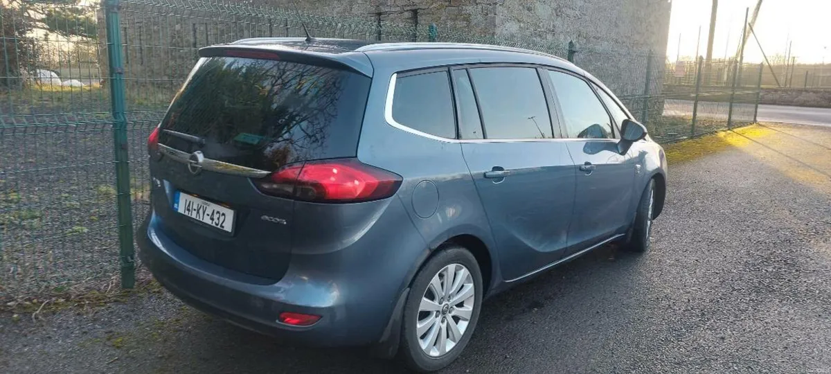 2014 opel zafira only95000 miles7seater nct6/26 - Image 3