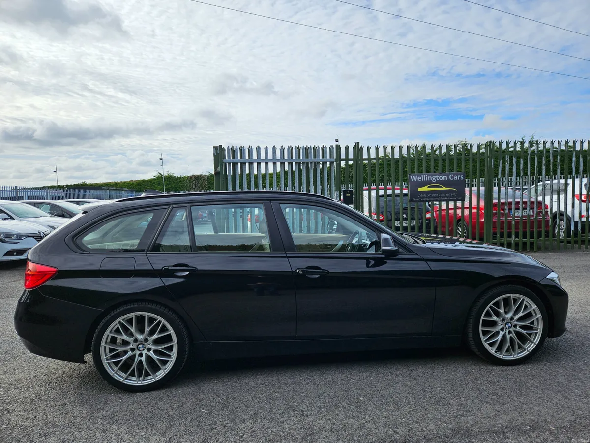 BMW 3-Series 2013 316 D TOURING SE - Image 3