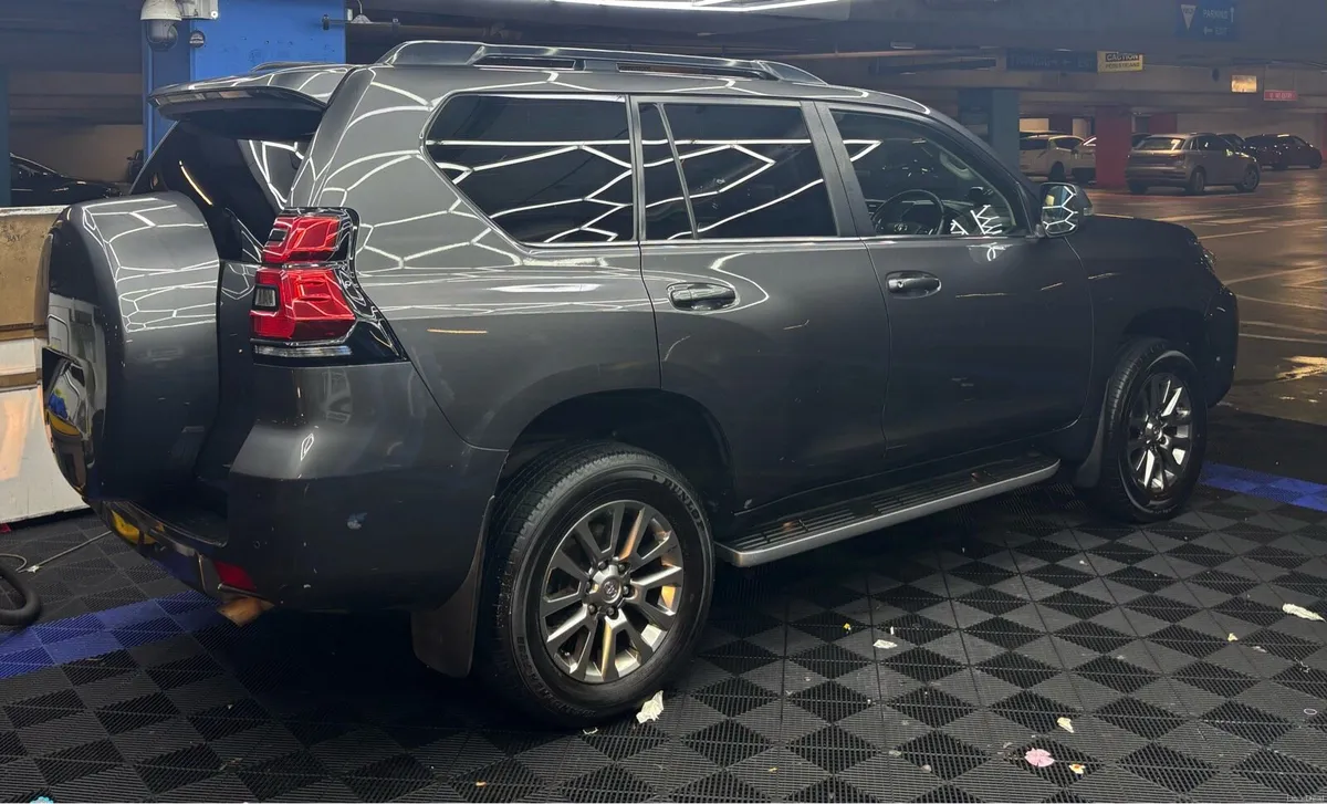 Toyota Landcruiser VX Prado 7 Seater - Image 2