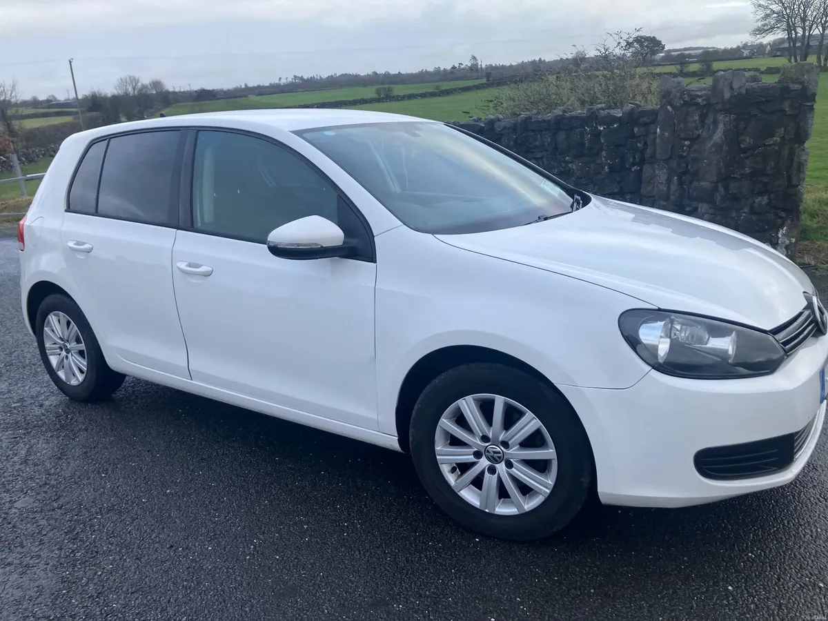 Volkswagen Golf 1.2TSi Petrol Automatic - Image 3