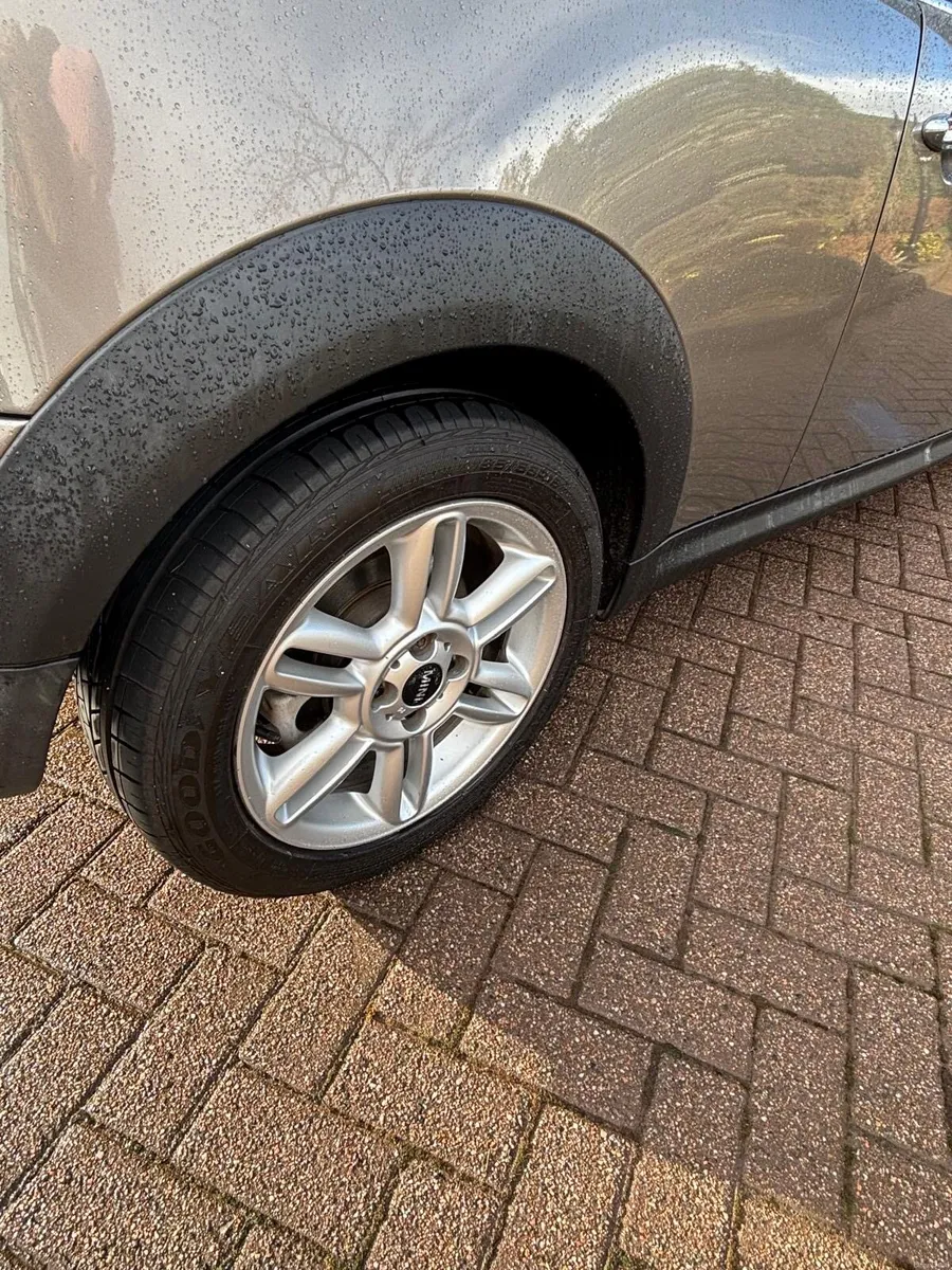 Pristine Mini Cooper, exceptionally low mileage - Image 4