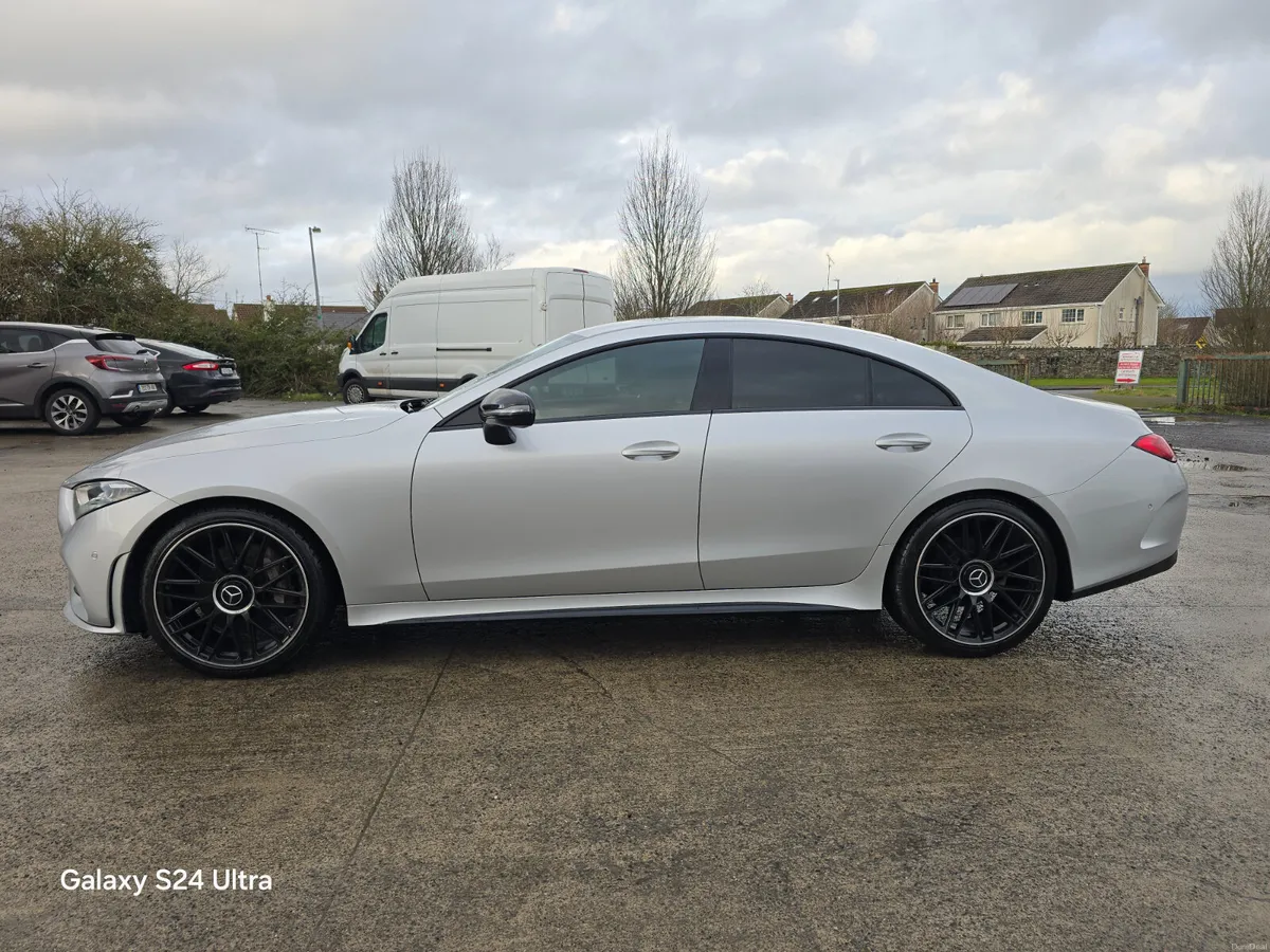 Mercedes-Benz CLS  300D AMG - Image 4