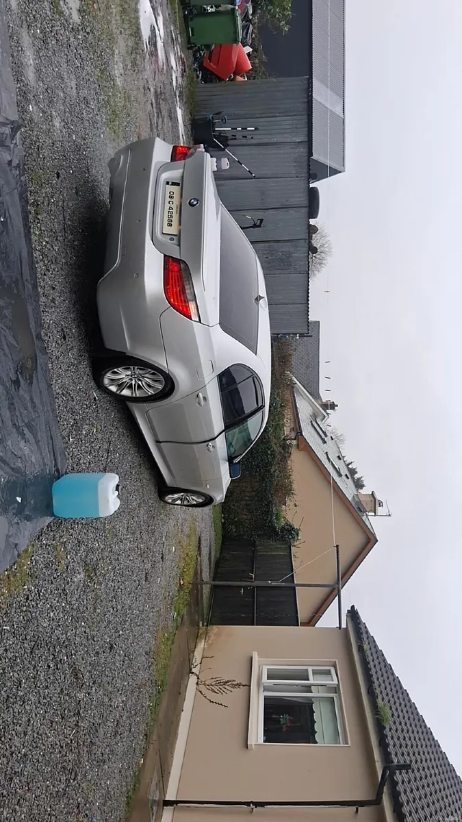 BMW 5-Series 2008 - Image 4