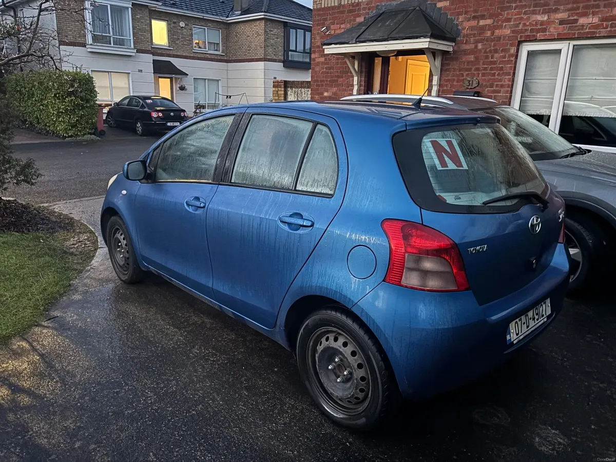 Toyota Yaris 2007 - Image 2