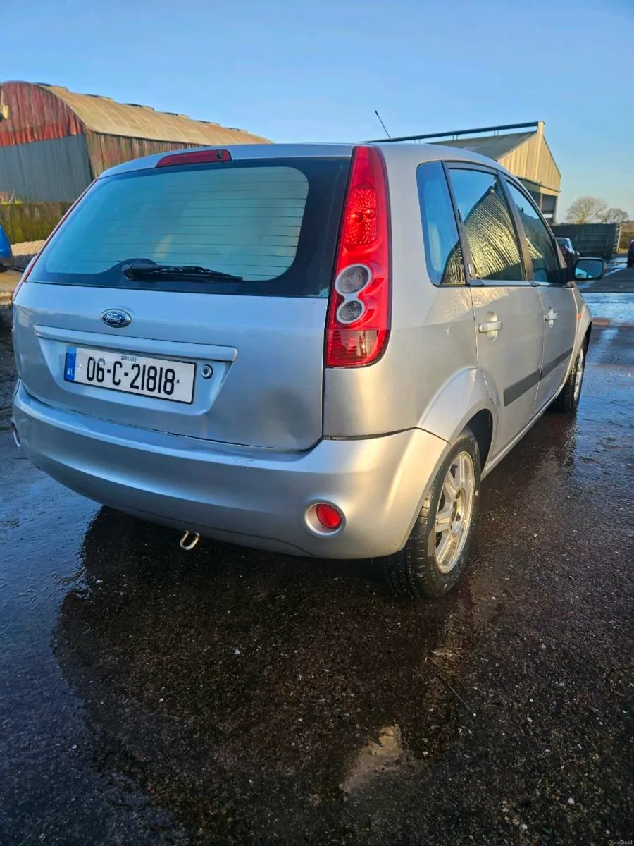 Ford fiesta 13 months nct - Image 4