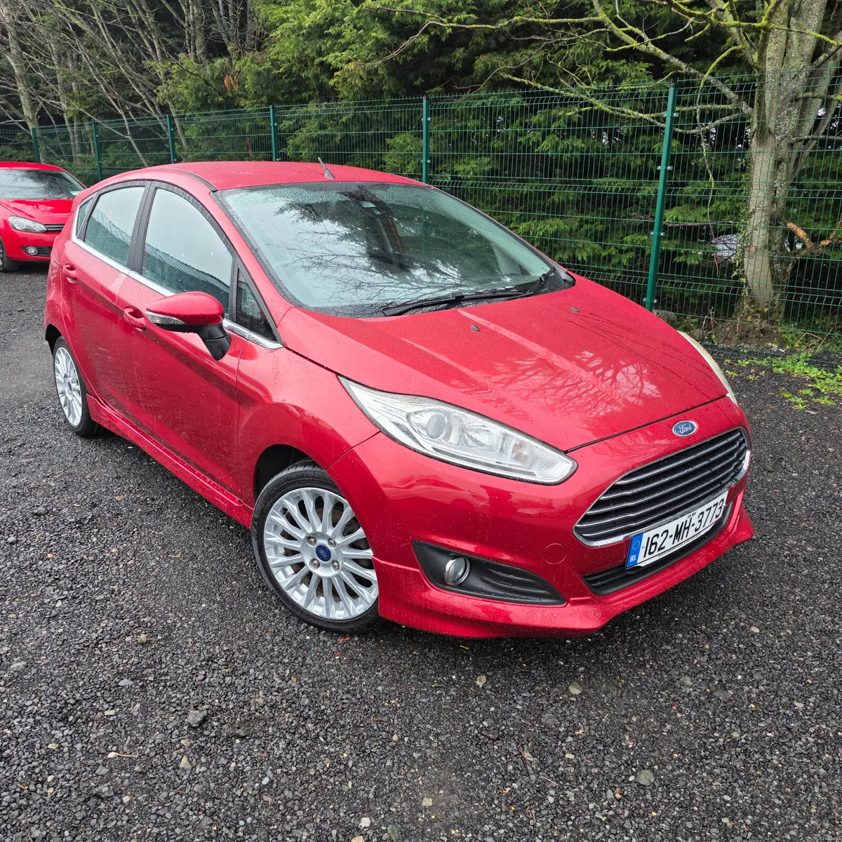 Ford Fiesta 2016 Automatic Leather Heated Seats - Image 1