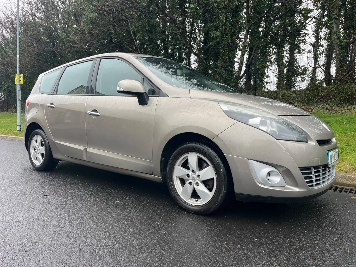 Renault Grand Scenic 2010(NCT 03/27) - Image 1