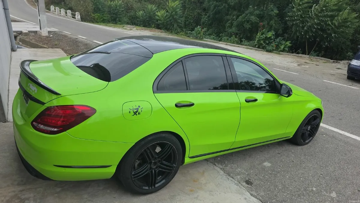 Mercedes-Benz C-Class 2015 - Image 3