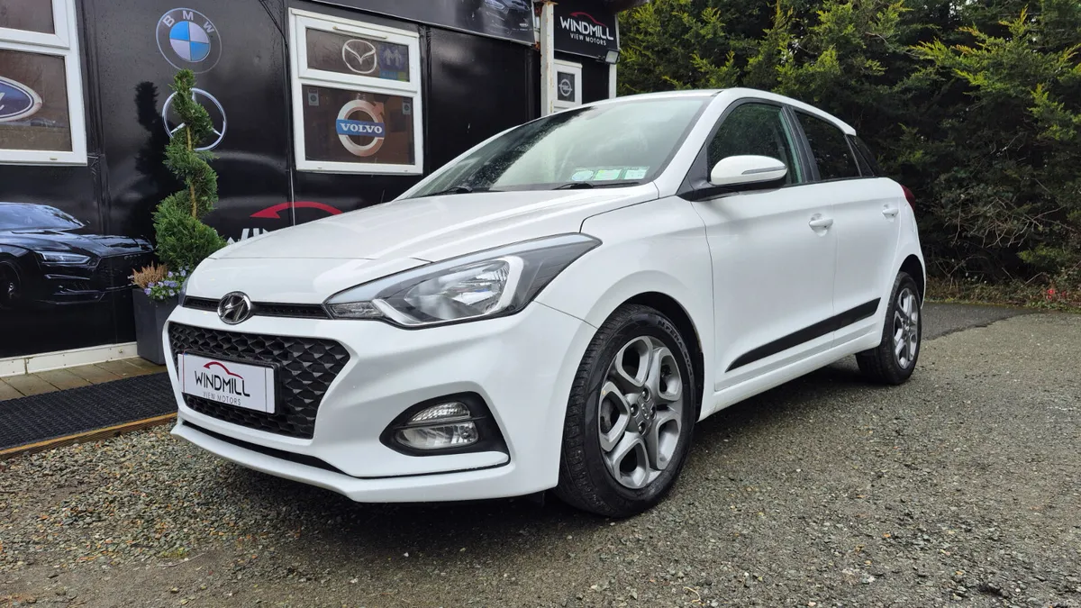 Hyundai i20 Active  (Deposit taken) - Image 2