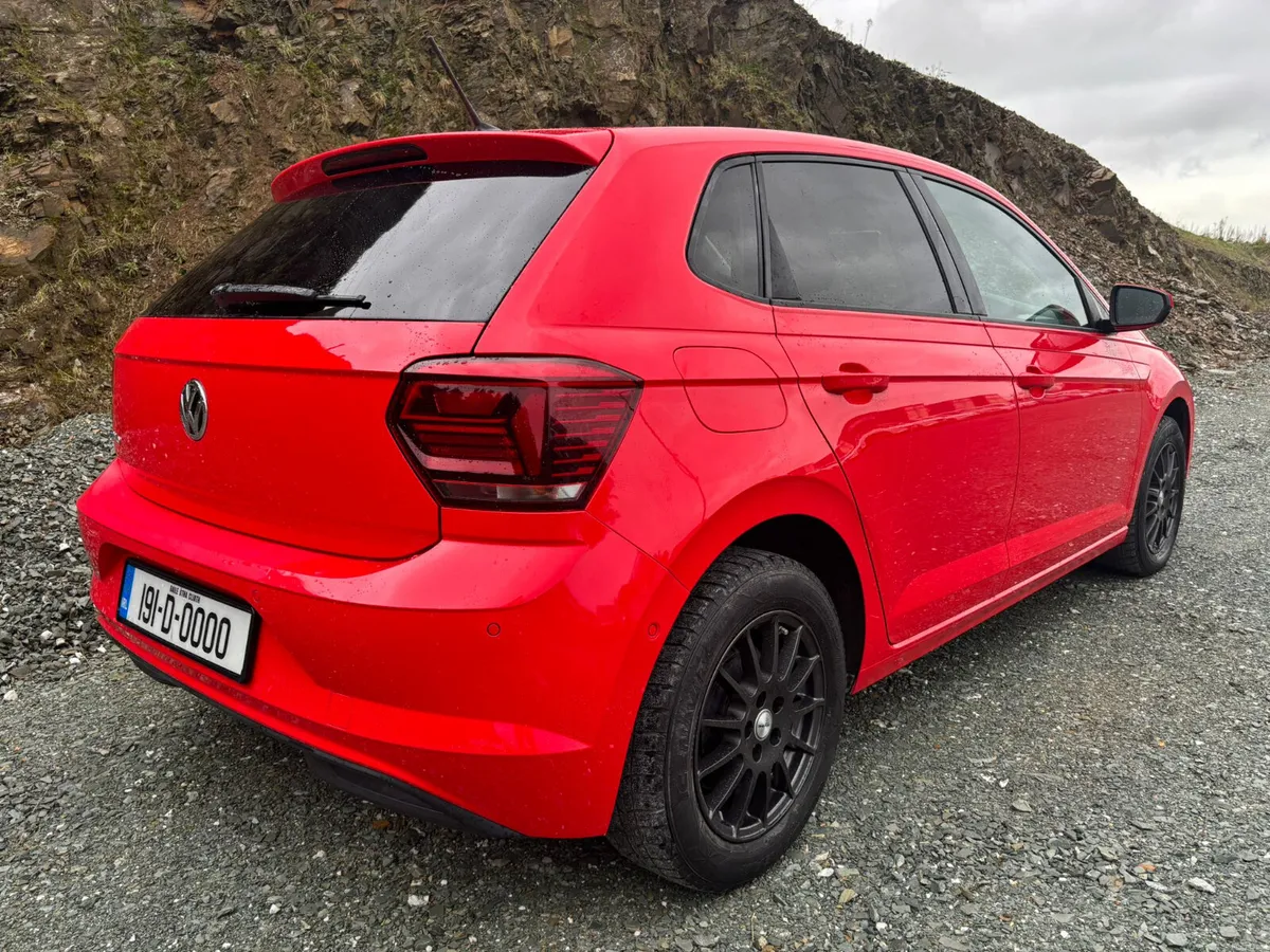 VW POLO AUTOMATIC 1.0 PETROL UPGARDED ALLOYS - Image 3