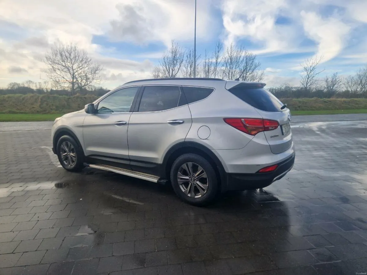 Hyundai santa fe automatic 7 seater 4x4 nct - Image 4