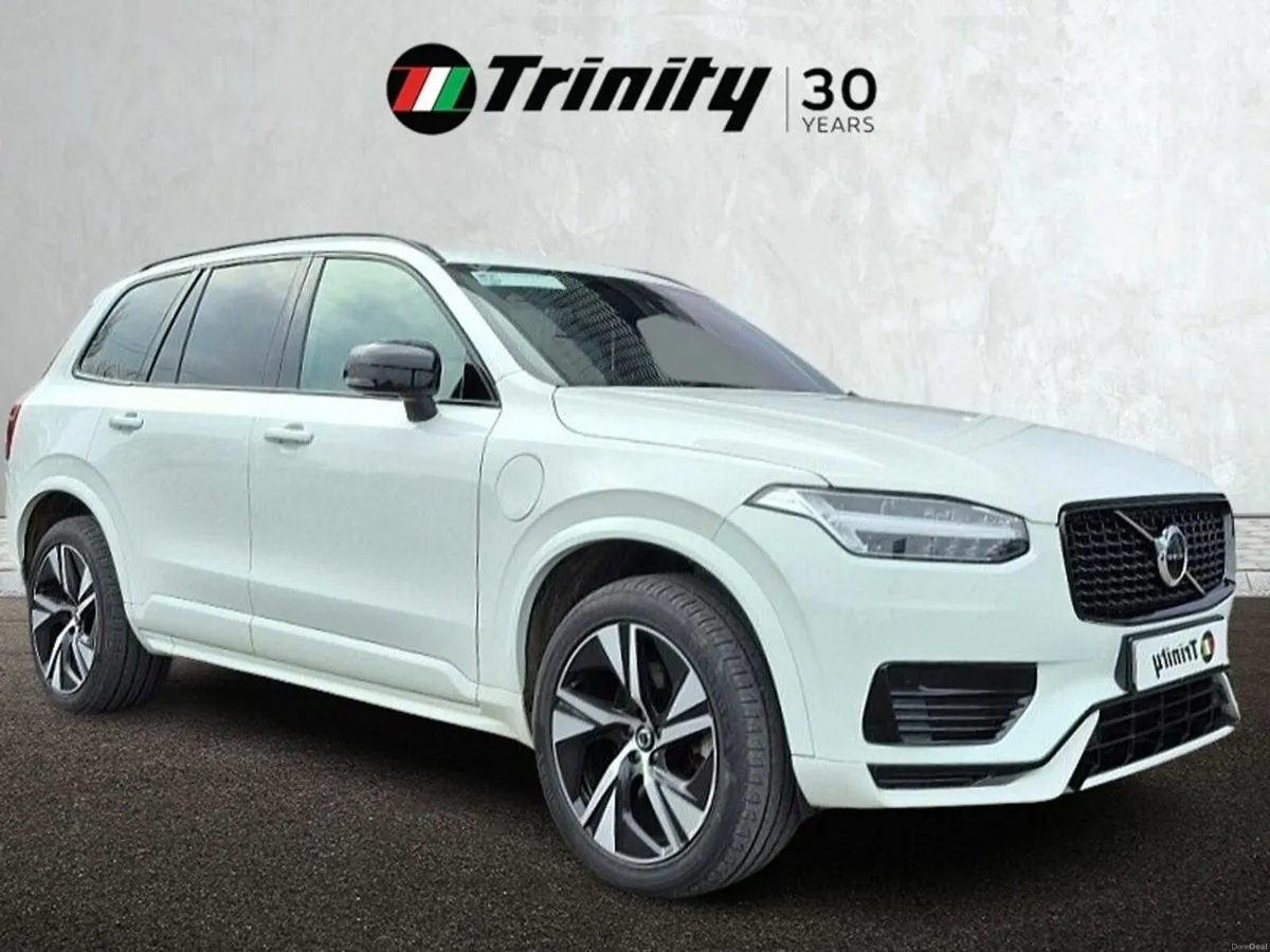 Volvo XC90 ** R DESIGN T8 ** HUGE SPEC ** STUNNING - Image 1