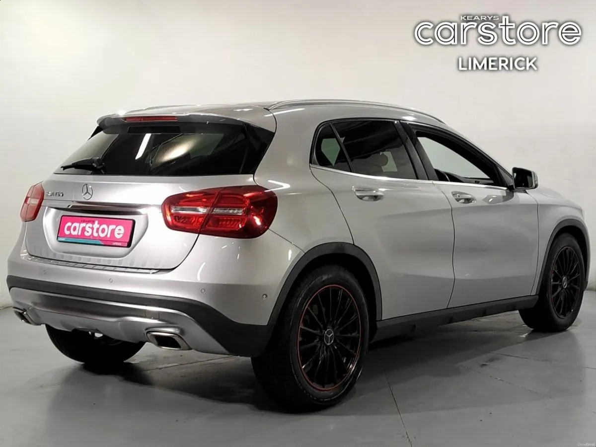 Mercedes-Benz Other 1.6 PET AUTO - Image 3