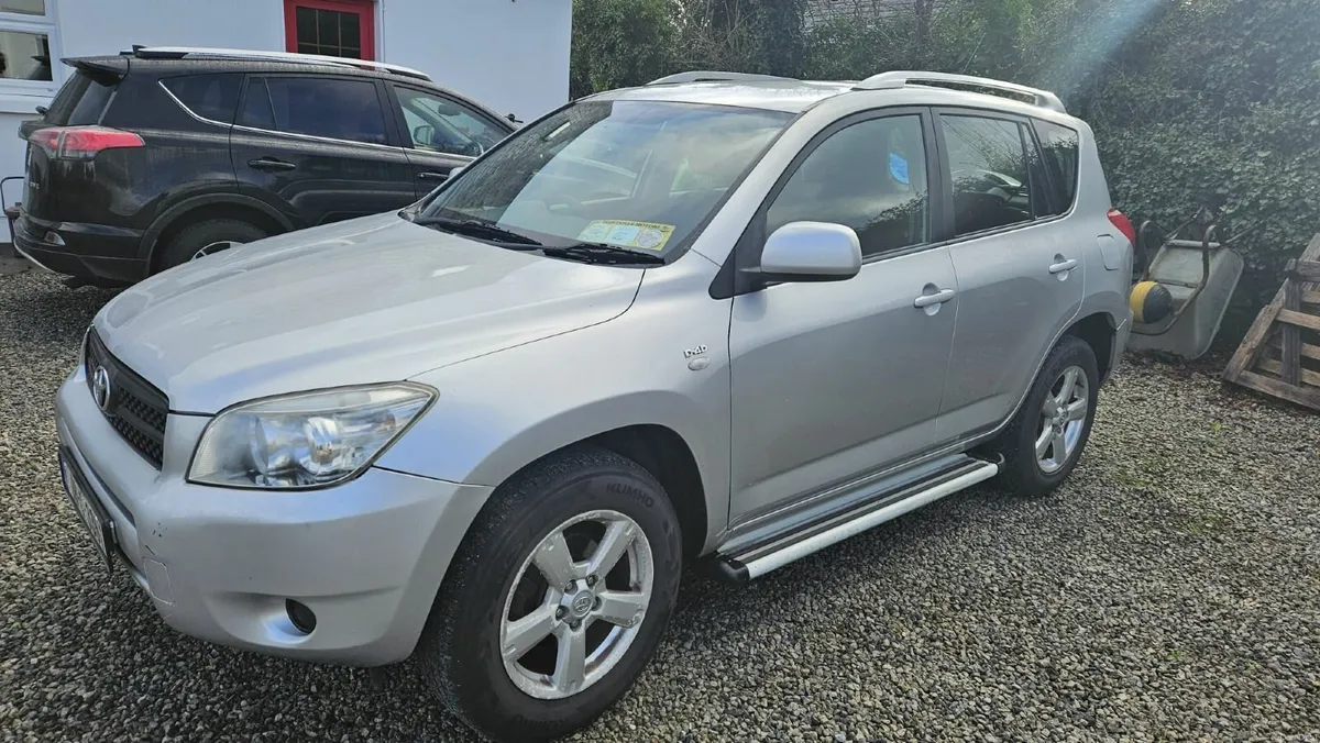 Toyota RAV4 2008 - Image 1
