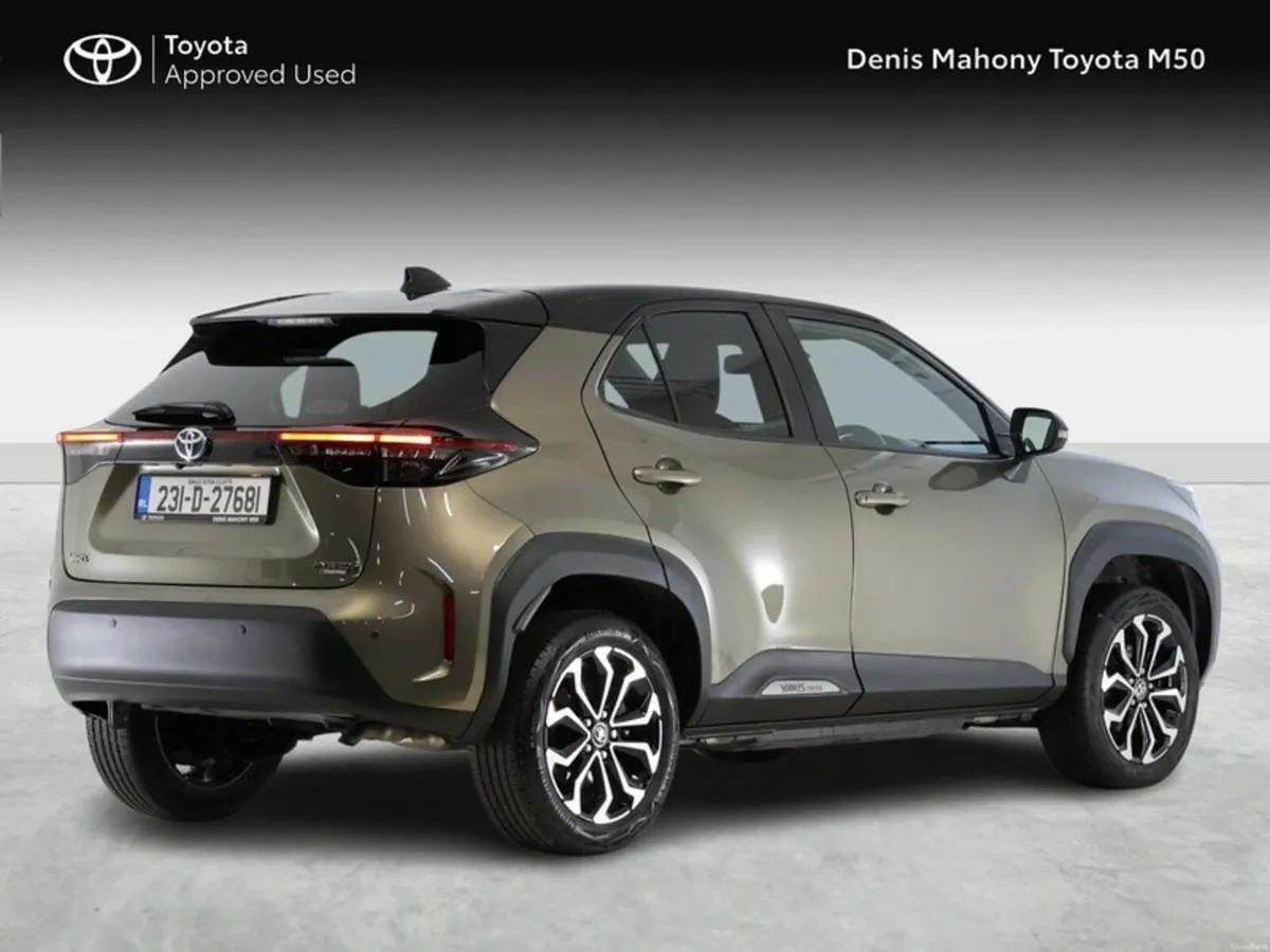 Toyota Yaris Cross Luna Sport Hybrid - Image 2