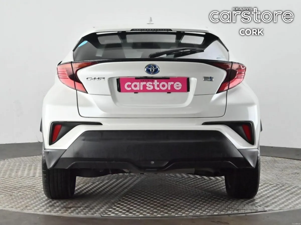 Toyota C-HR 1.8 HYBRID Auto - Image 4