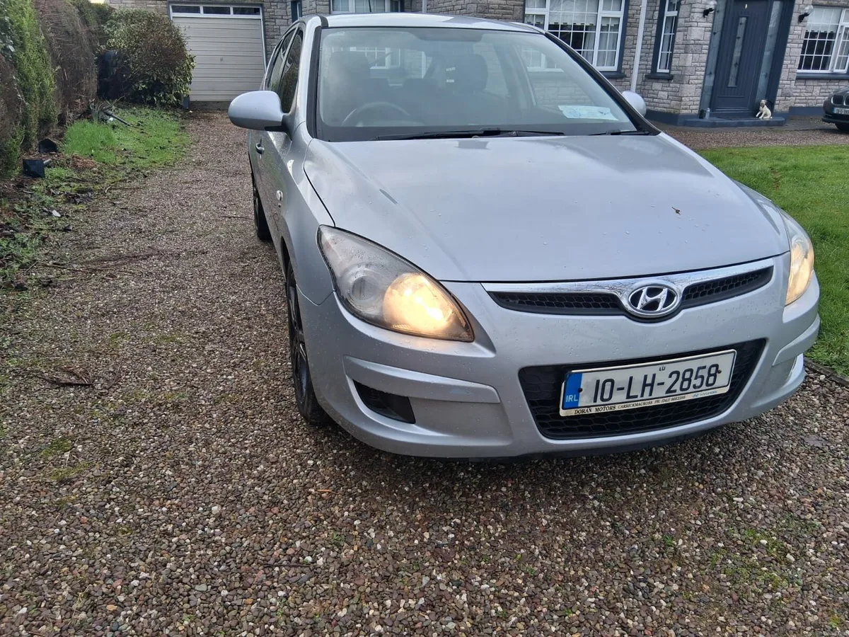 Hyundai i30 2010 Diesel 180kmls - Image 2