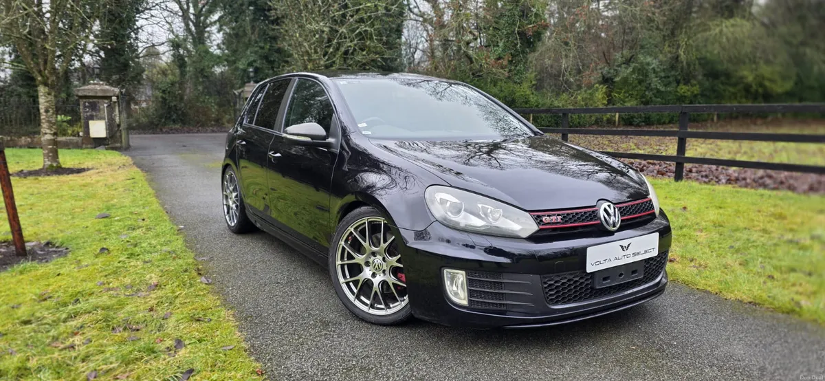 2010 Volkswagon Golf GTI - Image 3