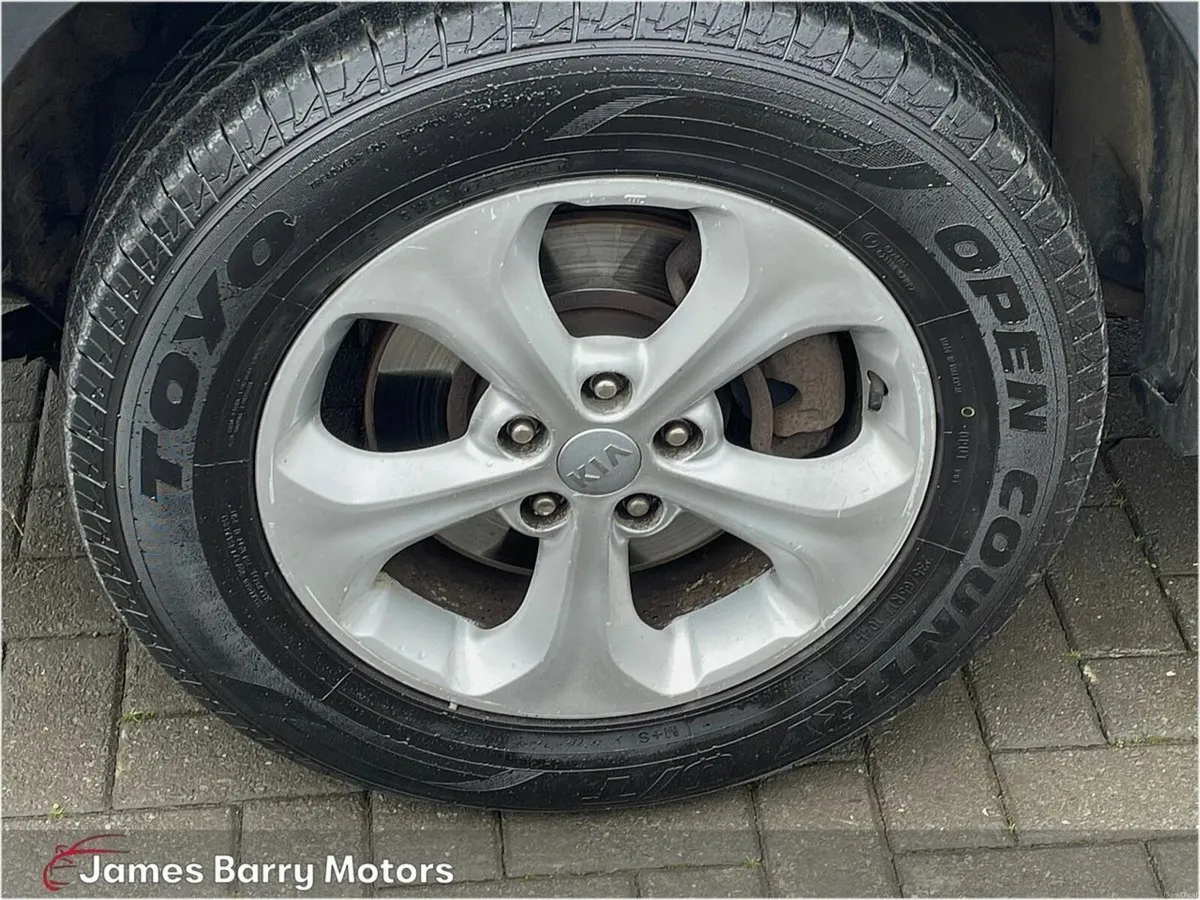 Kia Sorento Platinum 4X4 - Image 4