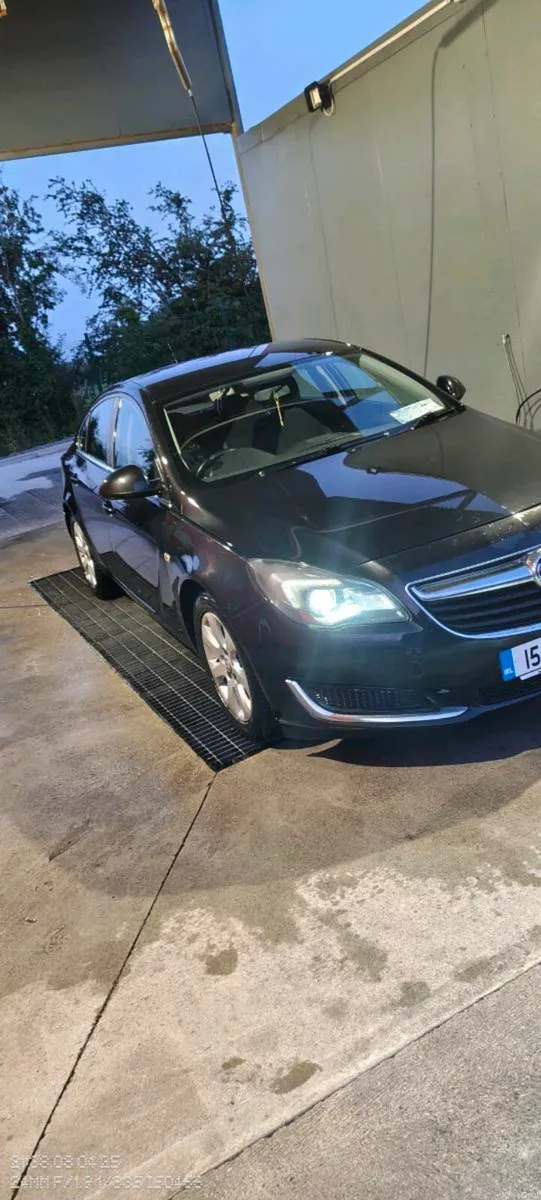 Vauxhall Insignia - Image 1