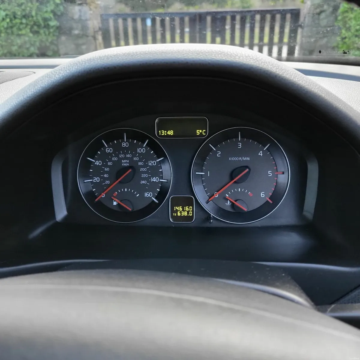 Volvo V50 2012 - Image 2