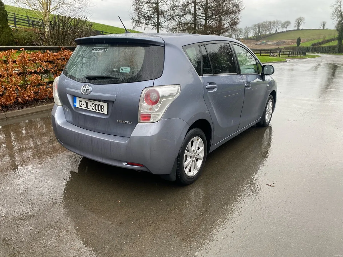 12 TOYOTA VERSO 2.0D4D TR 7 SEATER NCT&TAX - Image 3