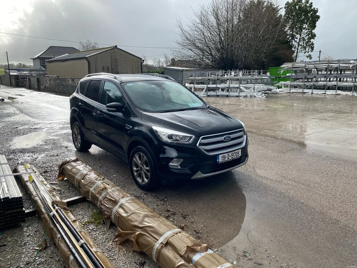 Ford Kuga 4 seat commercial - Image 2