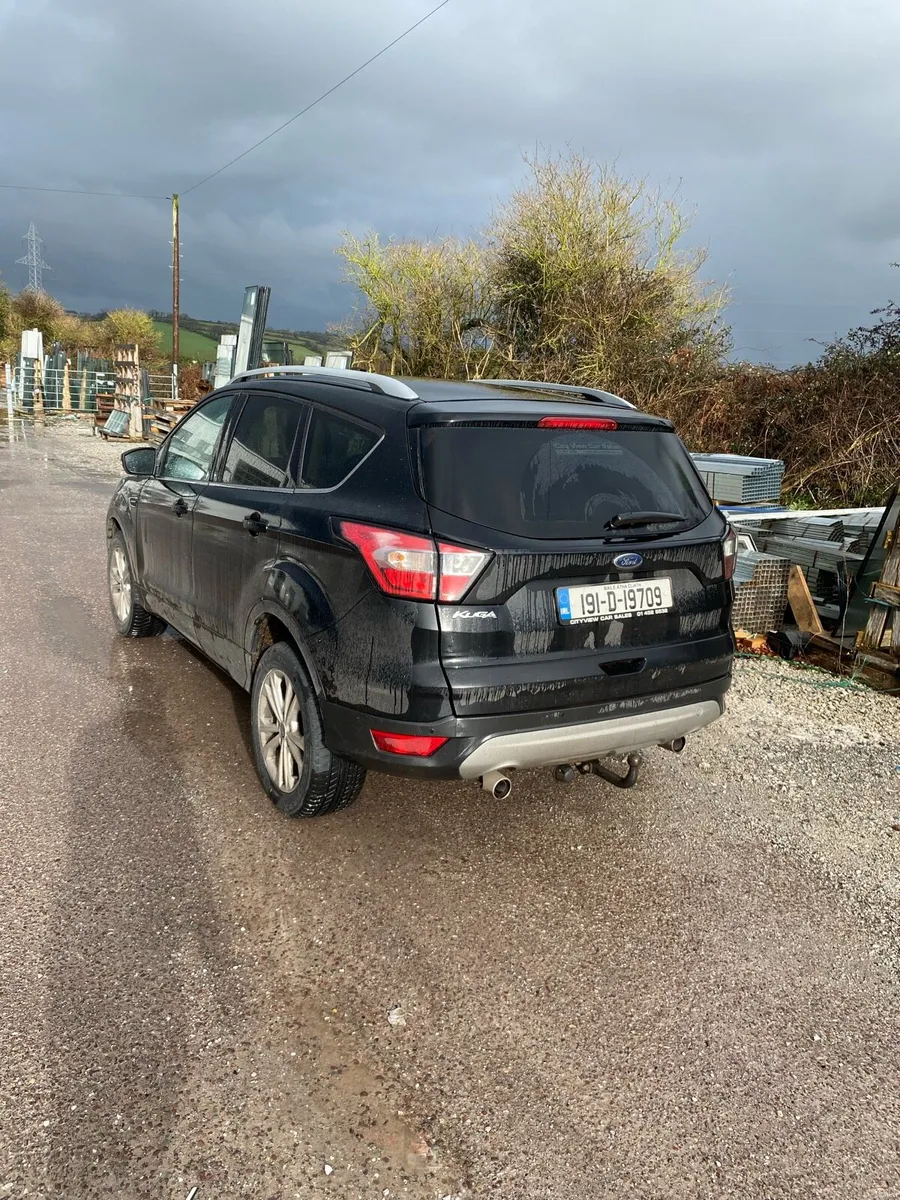 Ford Kuga 4 seat commercial - Image 4