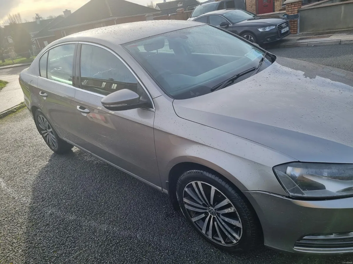 Volkswagen passat 2012 - Image 1