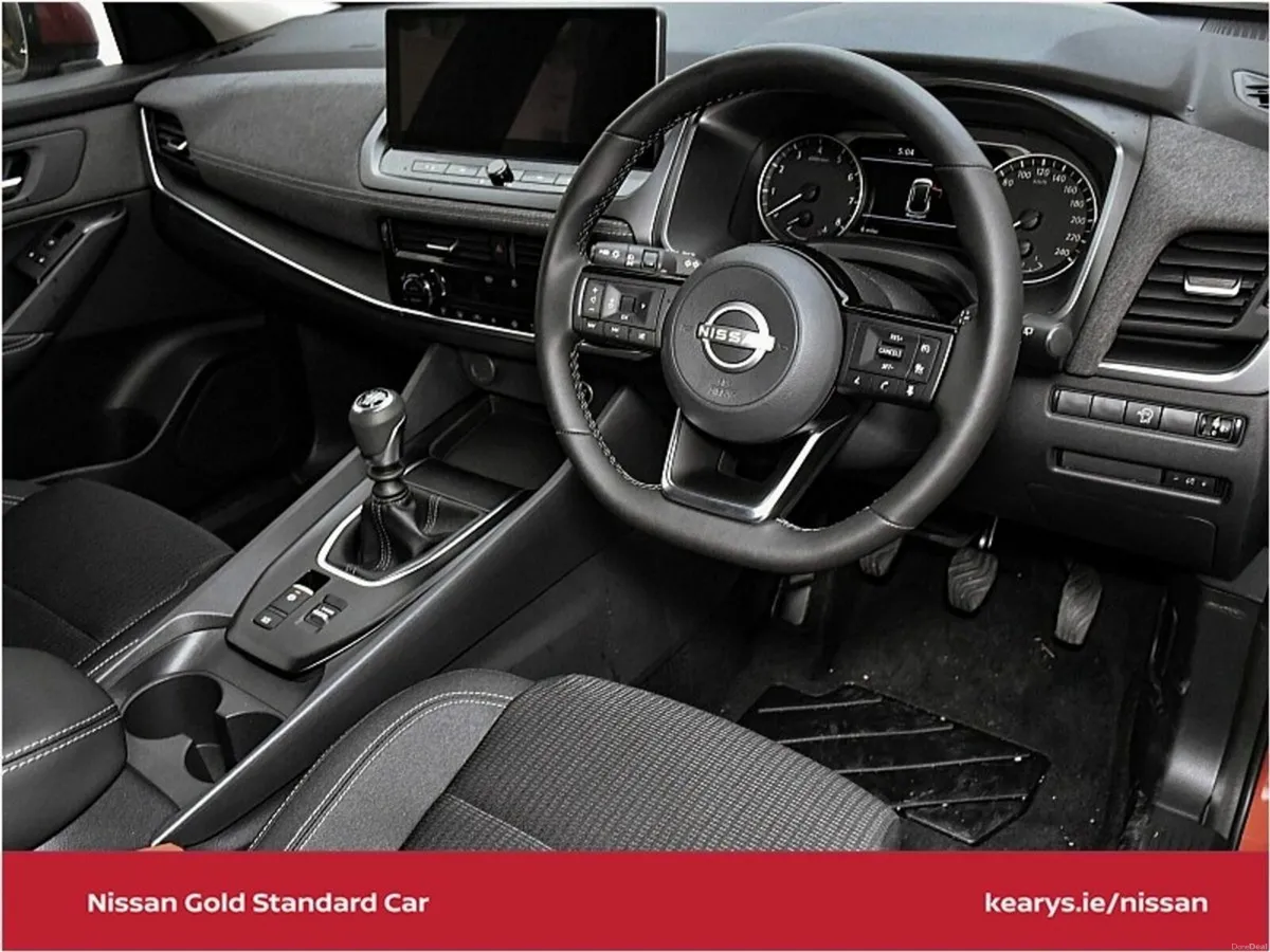 Nissan Qashqai 1.3 PET MILD HYBRID SV WITH HEATED - Image 6