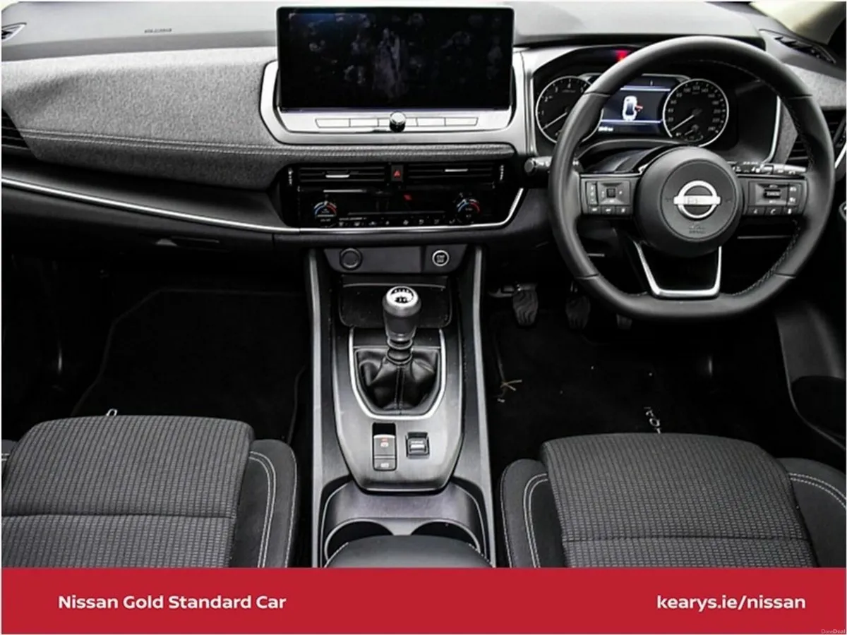 Nissan Qashqai 1.3 PET MILD HYBRID SV WITH HEATED - Image 4