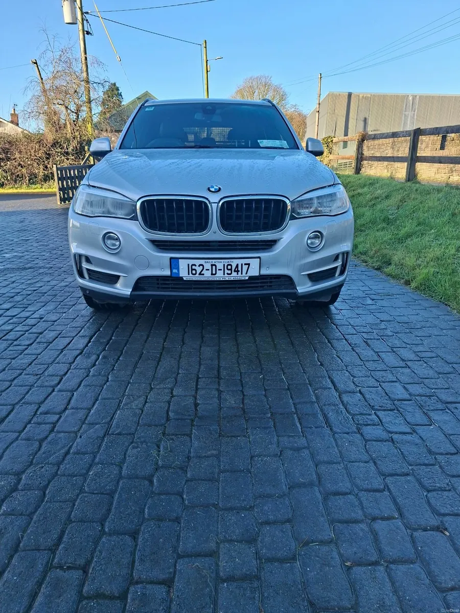 BMW X5 2016 - Image 2