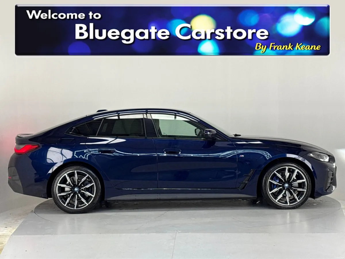 BMW i4 EDRIVE40 340BHP **Digital Dash**Touchscreen - Image 3
