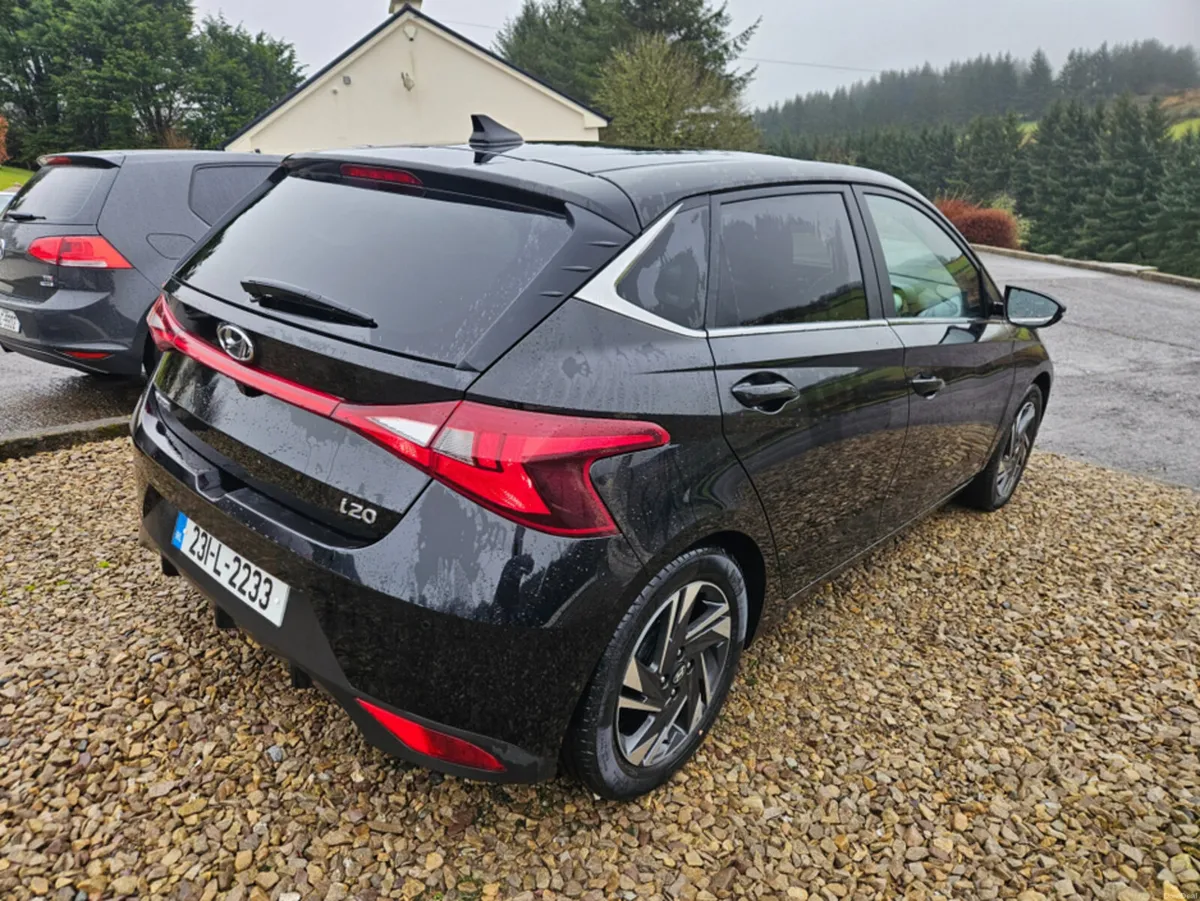 Hyundai i20 DELUXE PLUS 5DR - Image 4