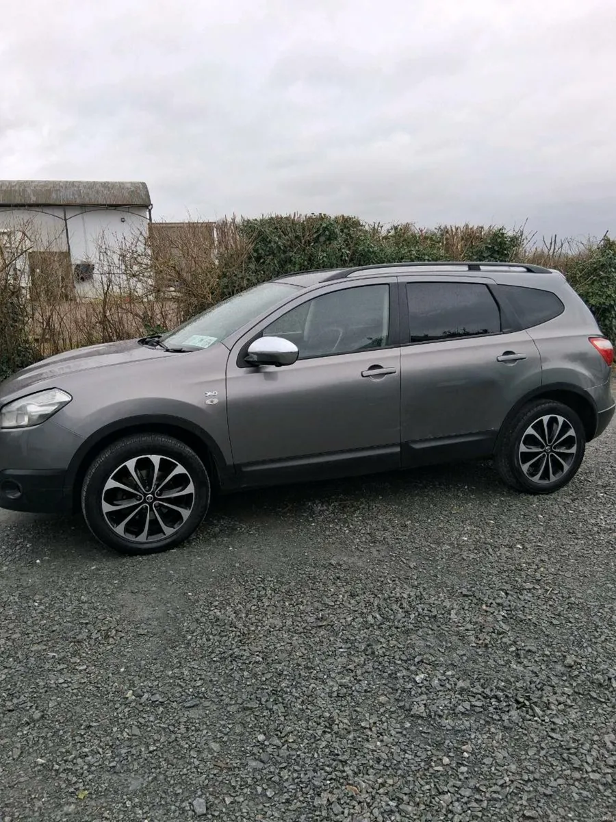 Nissan qashqai+2 - Image 1