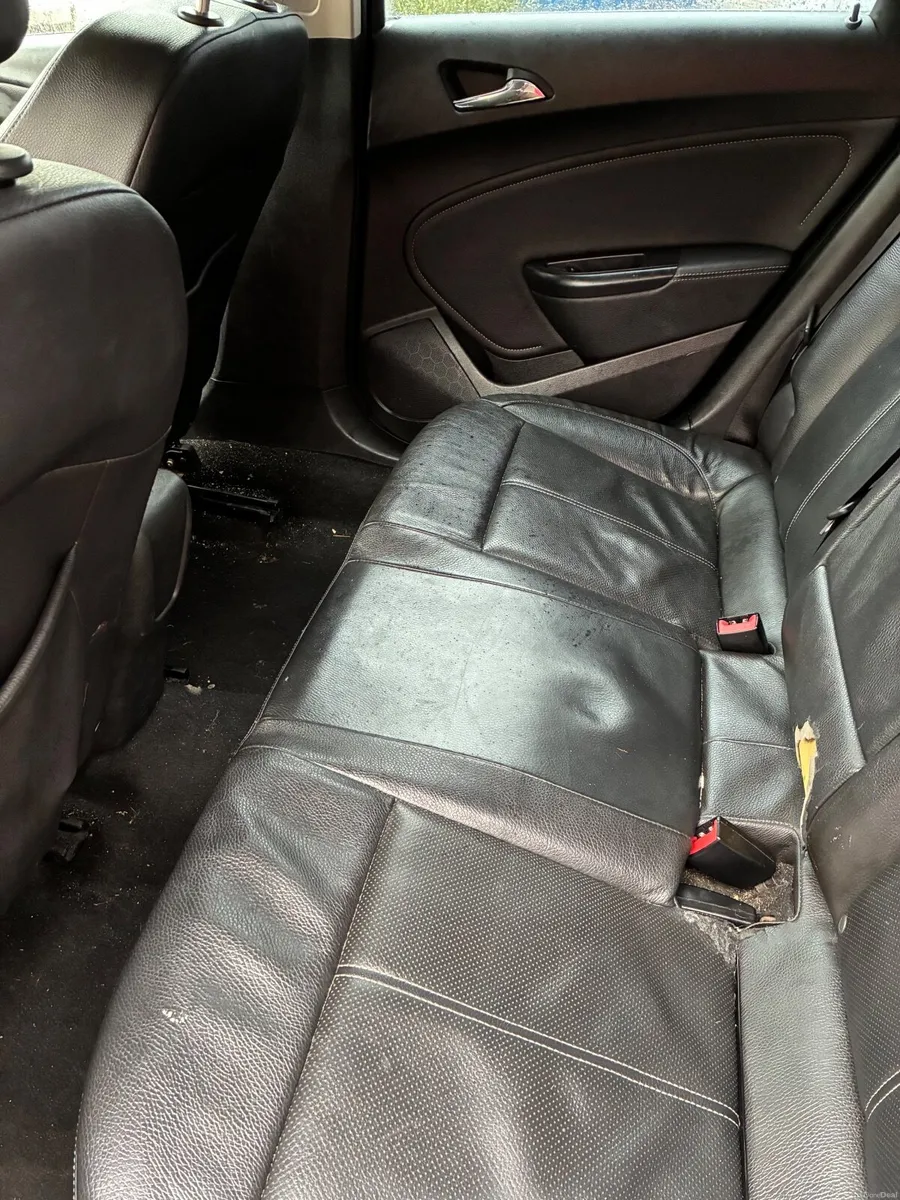 Vauxhall Astra 2013 - Image 3