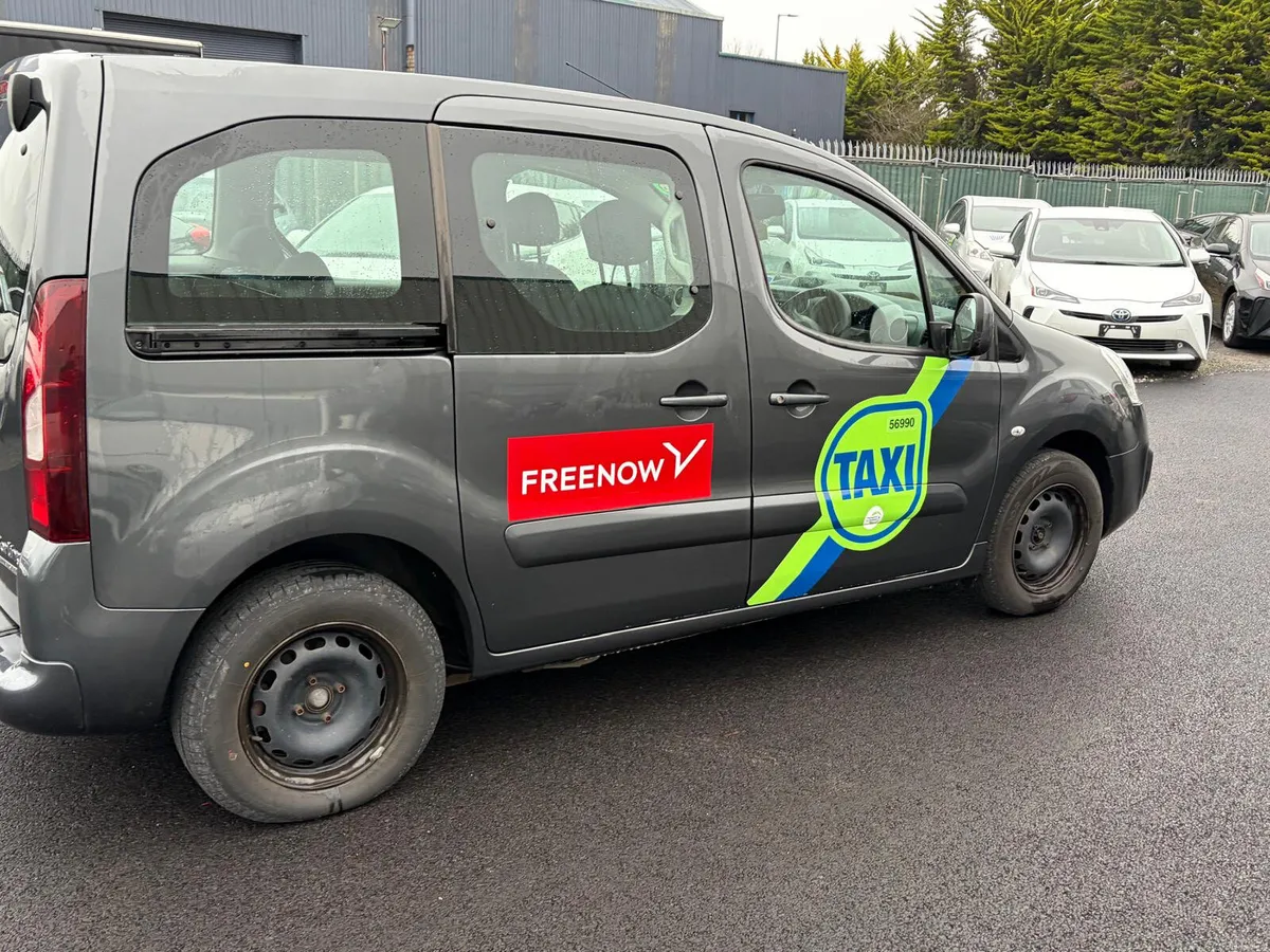2019 Citroen Berlingo 1.6 diesel Automatic Taxi - Image 3