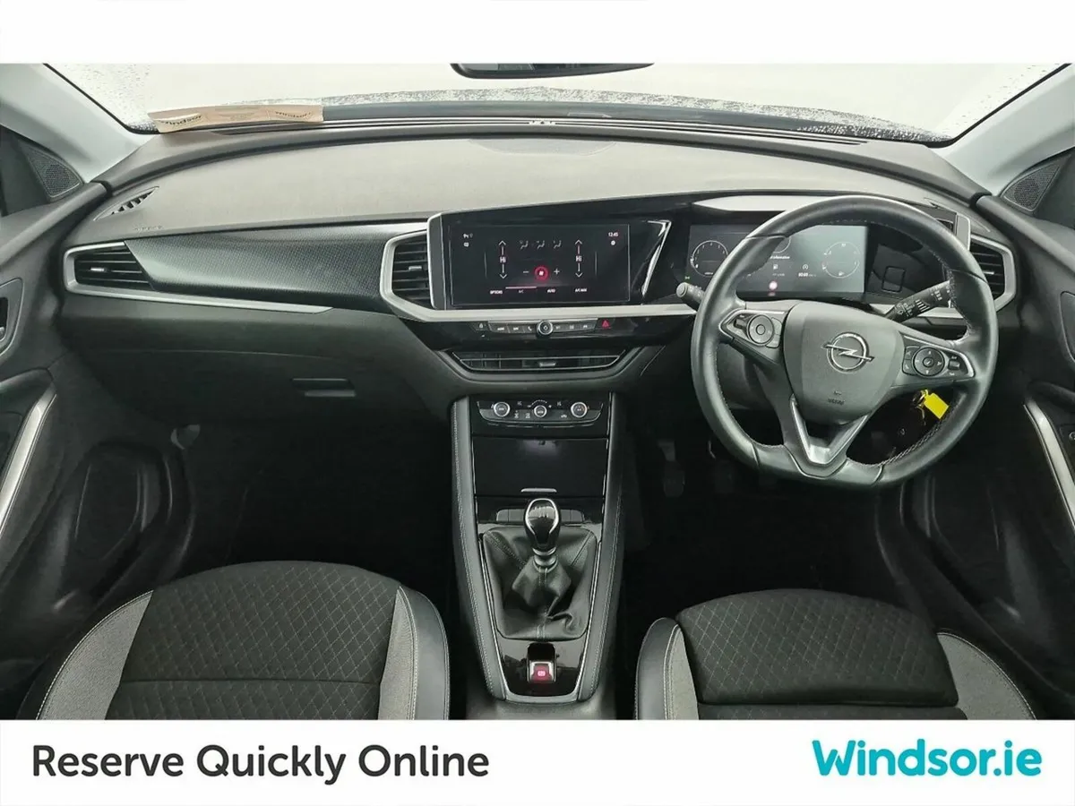 Opel Grandland Grandland SRI 1.2 130BHP - Image 4
