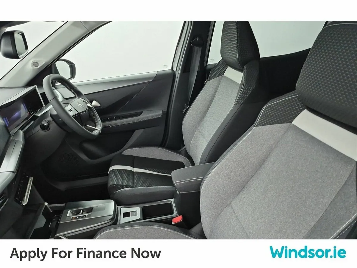 Opel Frontera Hybrid GS 1.2 145hp Automatic 7 seat - Image 4