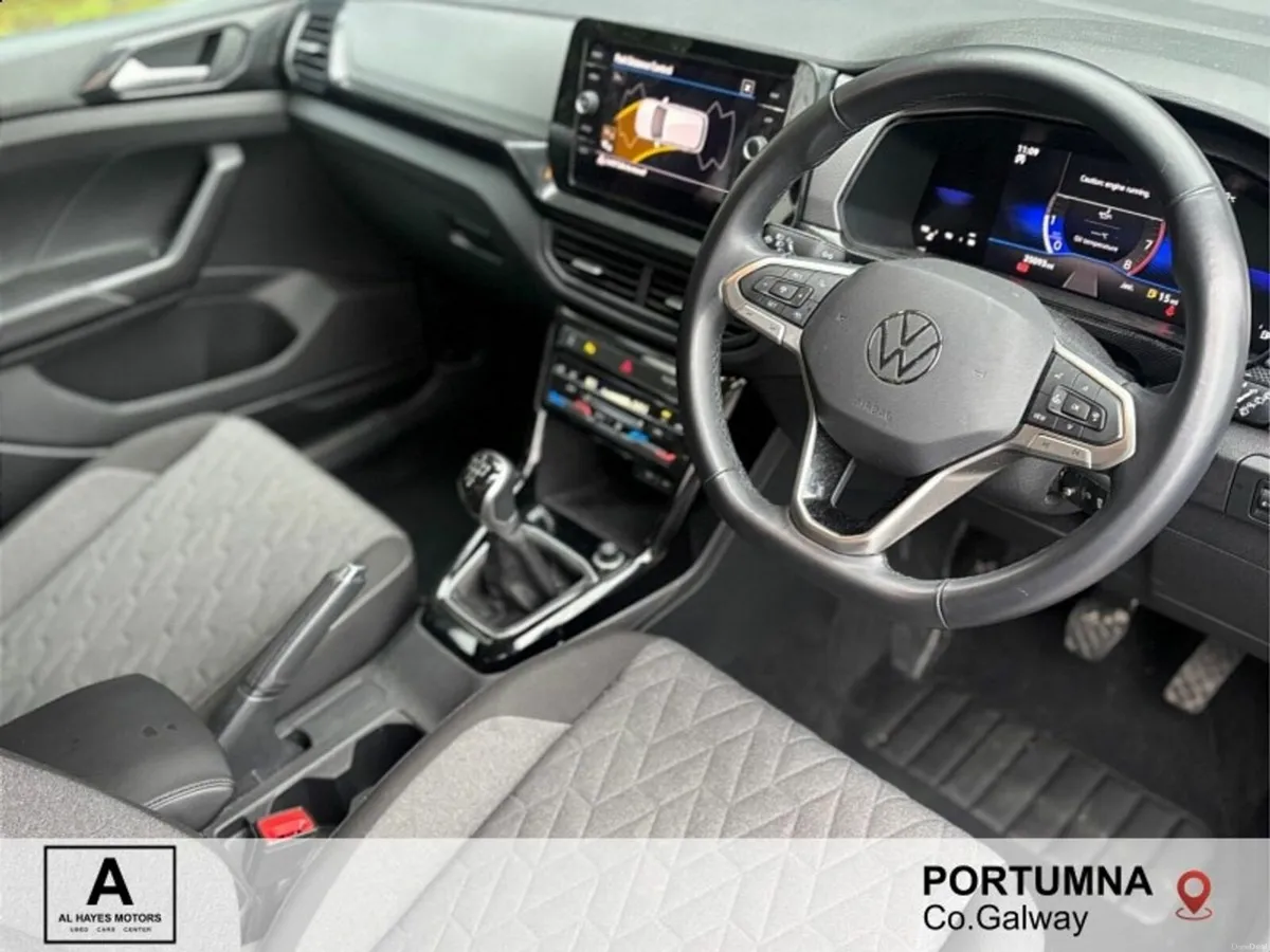 Volkswagen T-Cross LIFE 1.0 TSI M5F 95HP - Image 2
