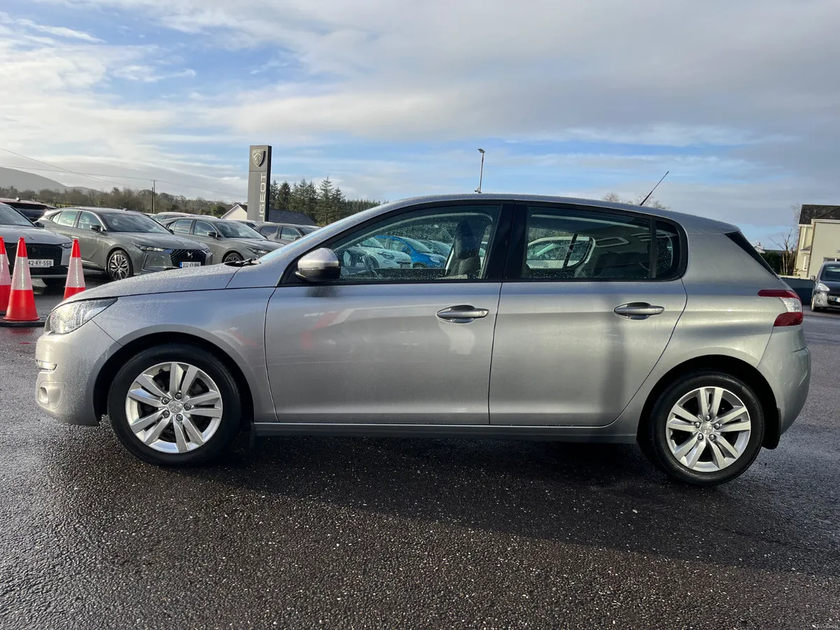 Peugeot 308 2018 - Image 3