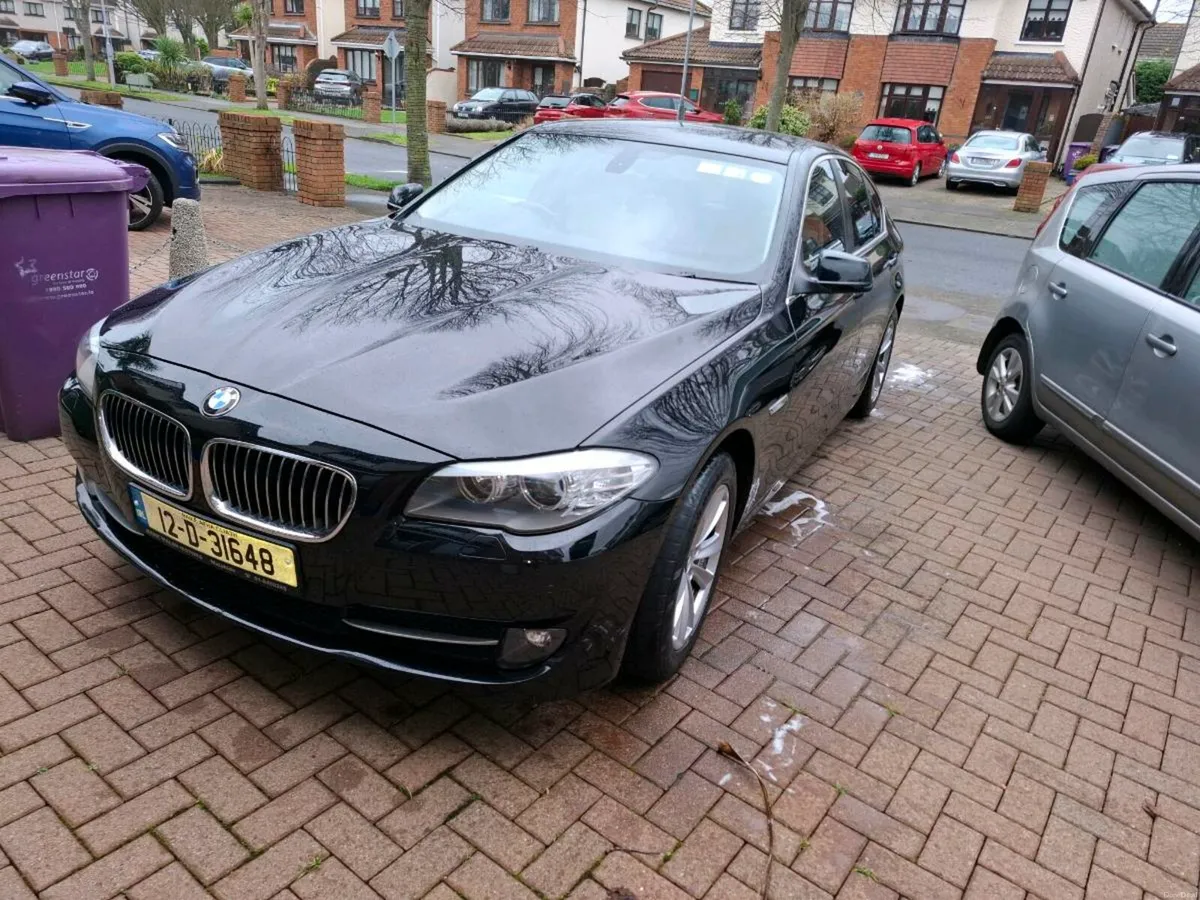 BMW 520d Manual - Image 2