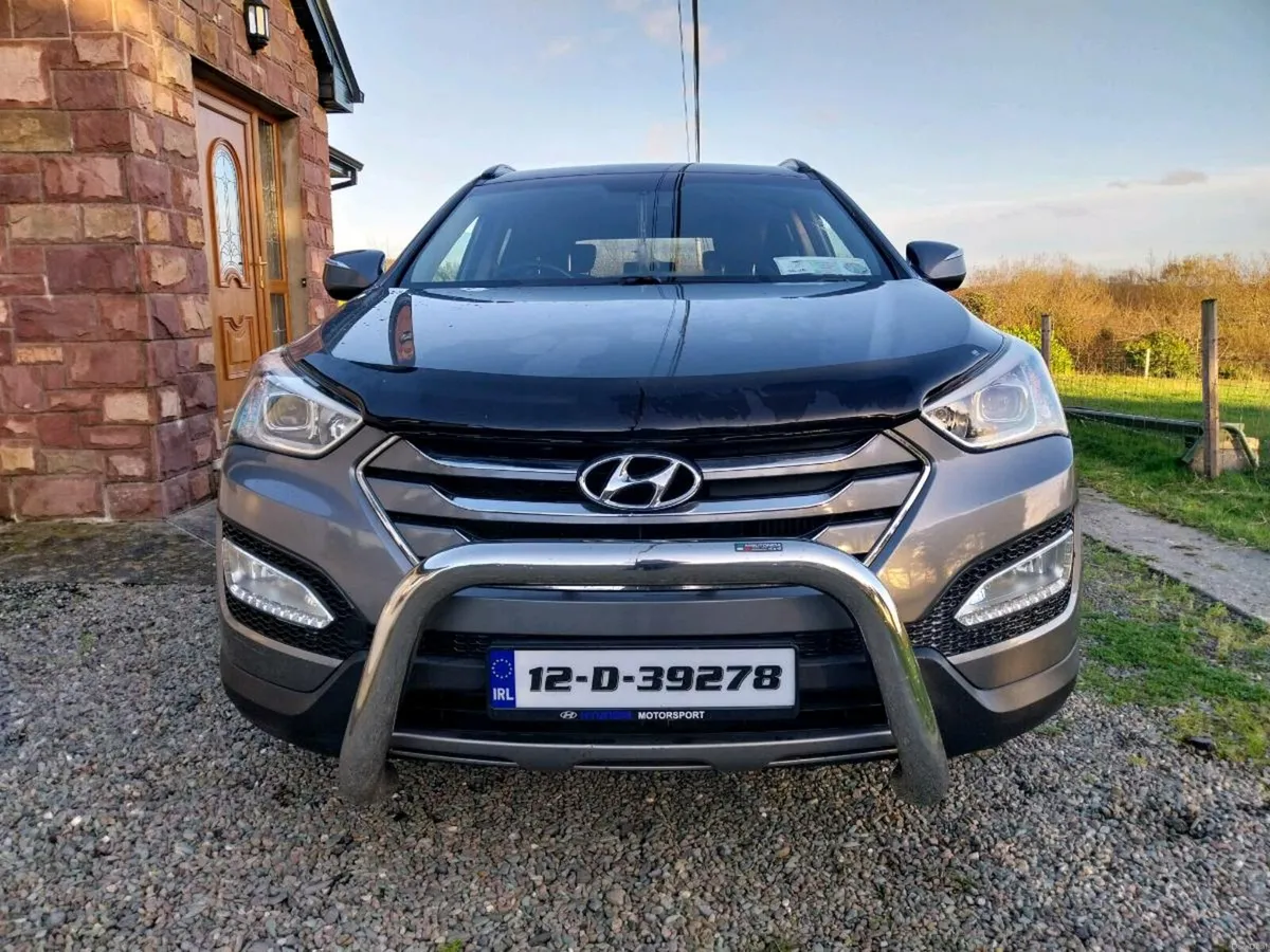 Hyundai Santa Fe - Image 2