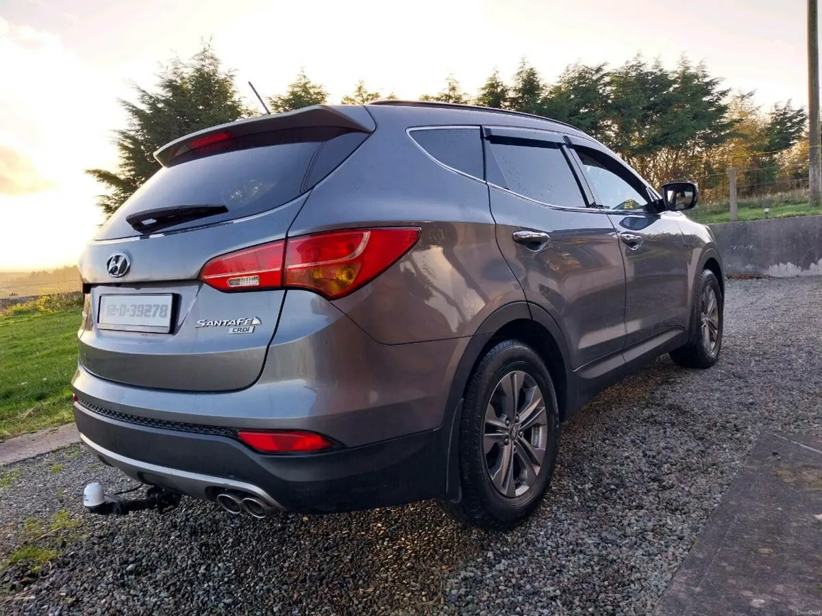 Hyundai Santa Fe - Image 4
